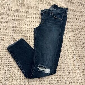 Mother Looker Ankle Fray Size 26 Color Partner in Crime